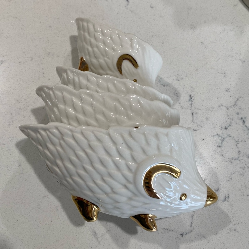 Anthropologie Hedgehog Measuring Cup Set